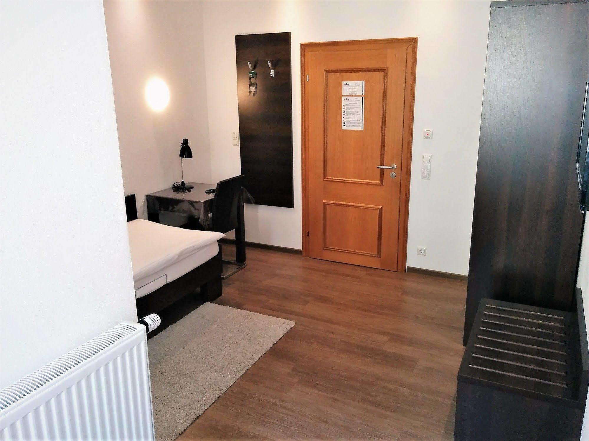 Aparthotel - Stadtvilla Premium Schweinfurt Exterior foto